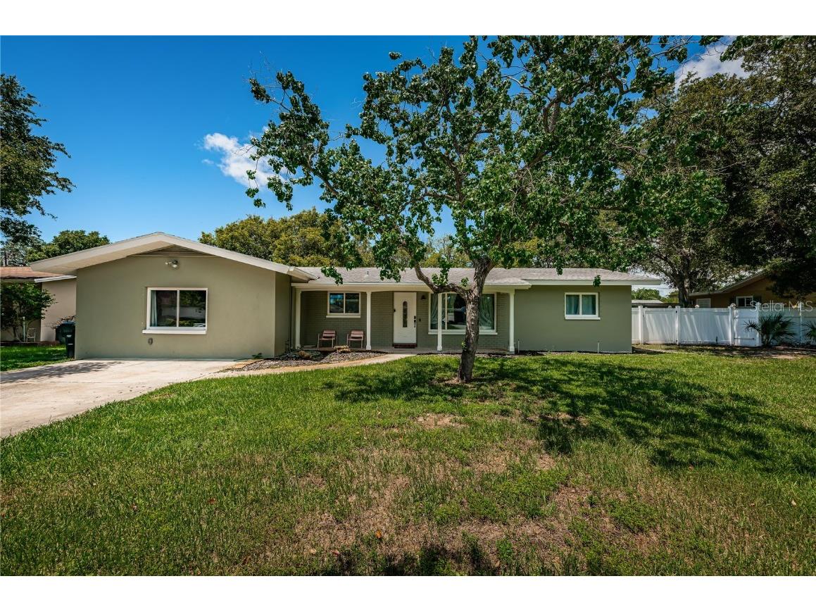 516 7th Avenue SW Largo FL 33770 U8248773 image1