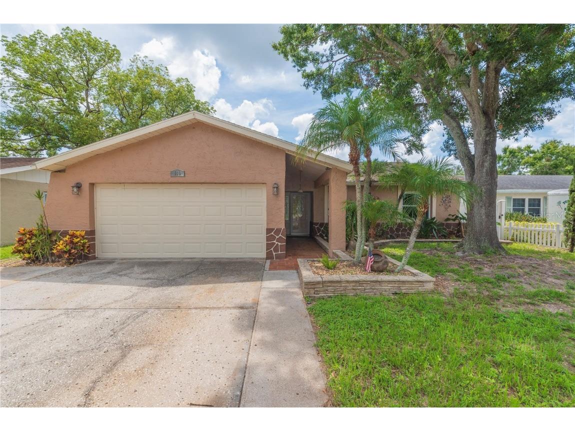 516 7th Street SE Largo FL 33771 TB8398533 image1