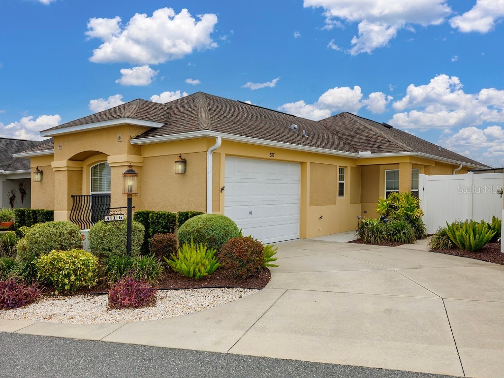 516 Avecilla Drive The Villages FL 32162 G5071738 image1