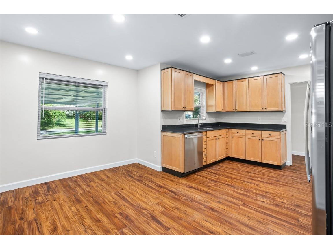 516 Baxter Street Orlando FL 32806 - LAKE JENNIE JEWEL O6368843 image11