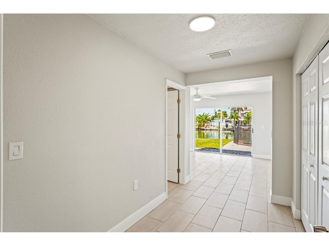 516 Crystal Drive Madeira Beach FL 33708 TB8439054 image14