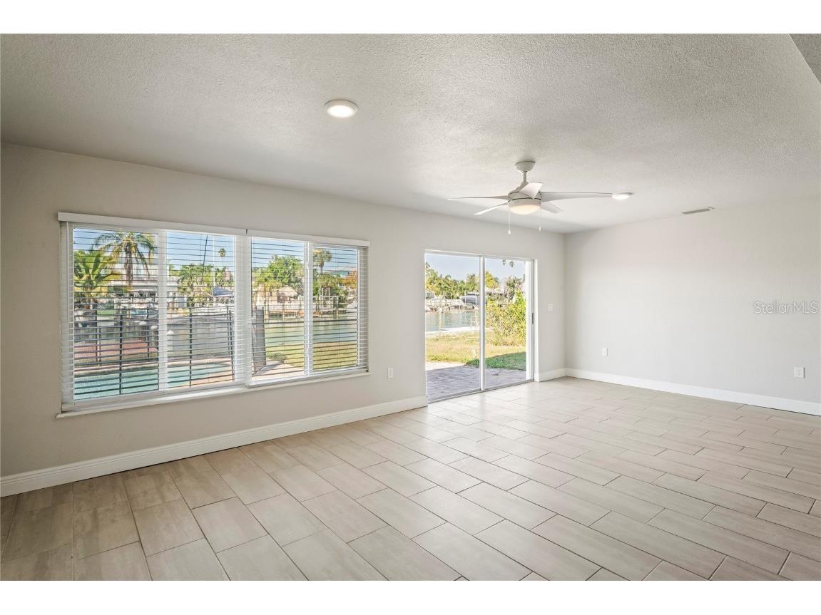 516 Crystal Drive Madeira Beach FL 33708 TB8439054 image6