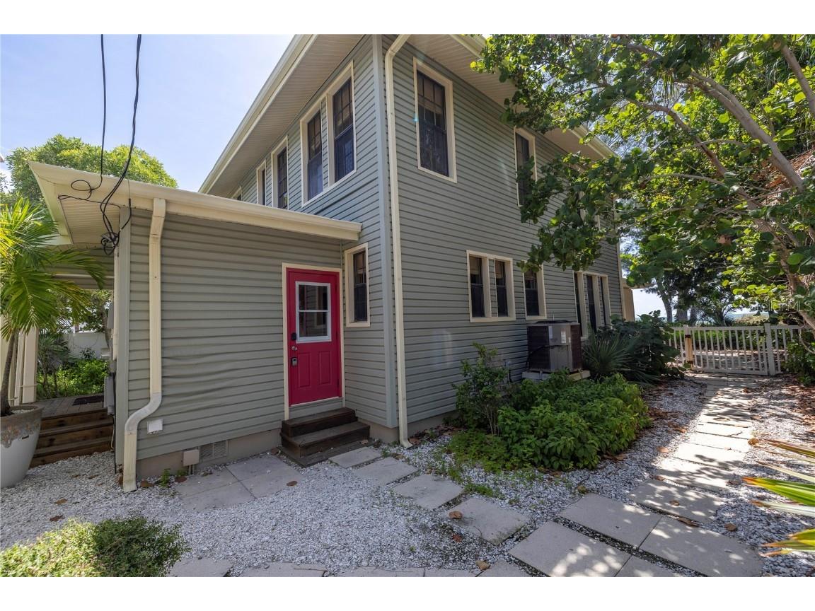 516 Gulf Boulevard Indian Rocks Beach FL 33785 U8254456 image7