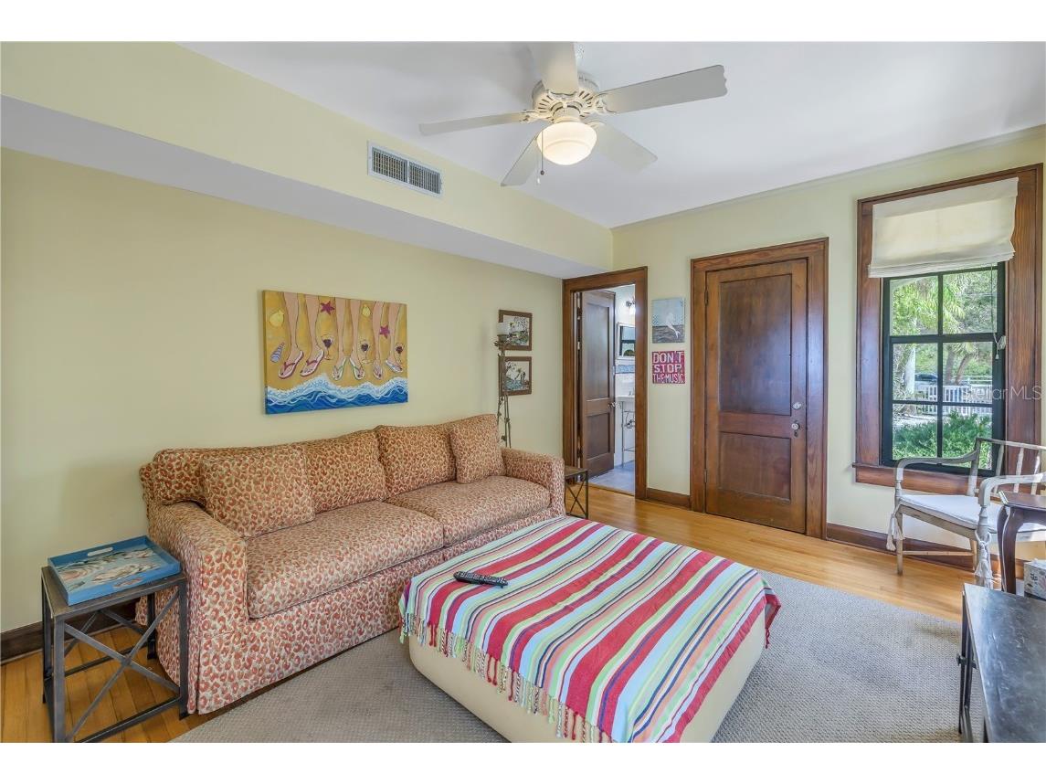 516 Gulf Boulevard Indian Rocks Beach FL 33785 U8255277 image25