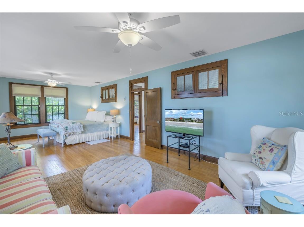 516 Gulf Boulevard Indian Rocks Beach FL 33785 U8255277 image38