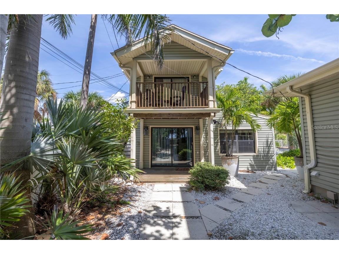 516 Gulf Boulevard Indian Rocks Beach FL 33785 U8255277 image4