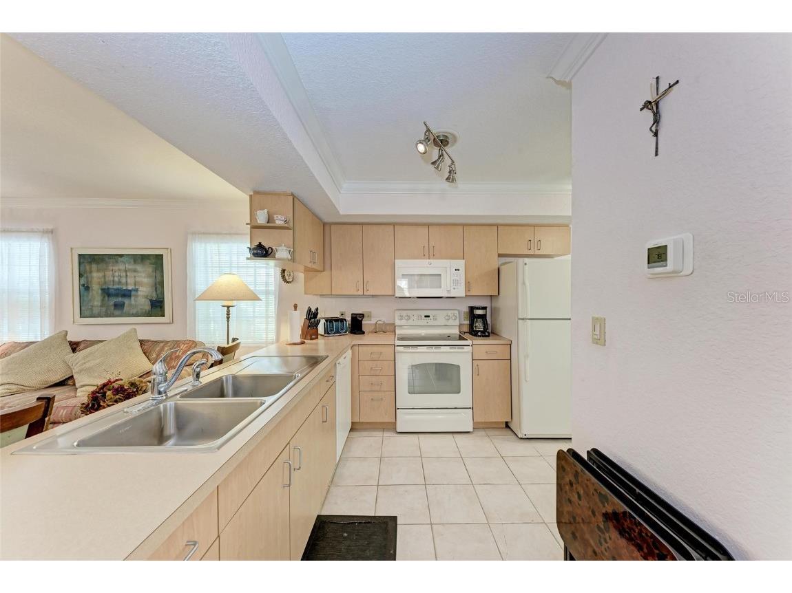 516 Howard Court Sarasota FL 34236 A4660708 image13