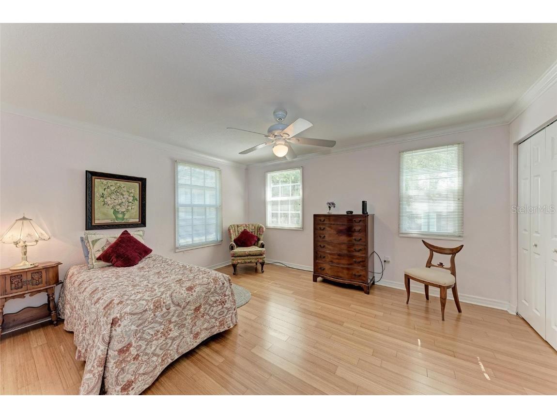 516 Howard Court Sarasota FL 34236 A4660708 image29