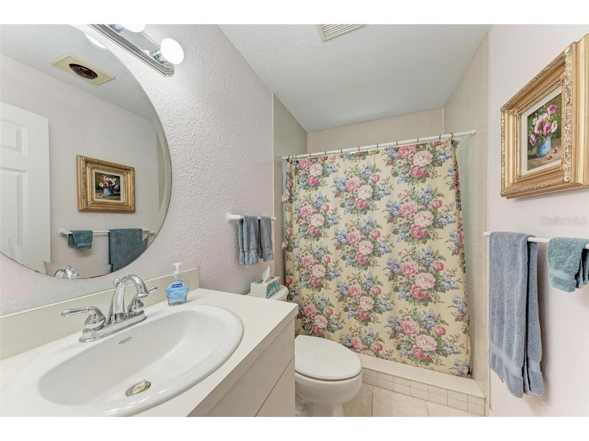 516 Howard Court Sarasota FL 34236 A4660708 image32