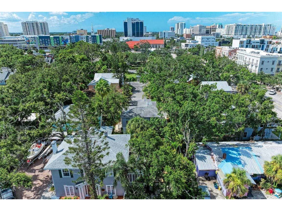 516 Howard Court Sarasota FL 34236 A4660708 image40