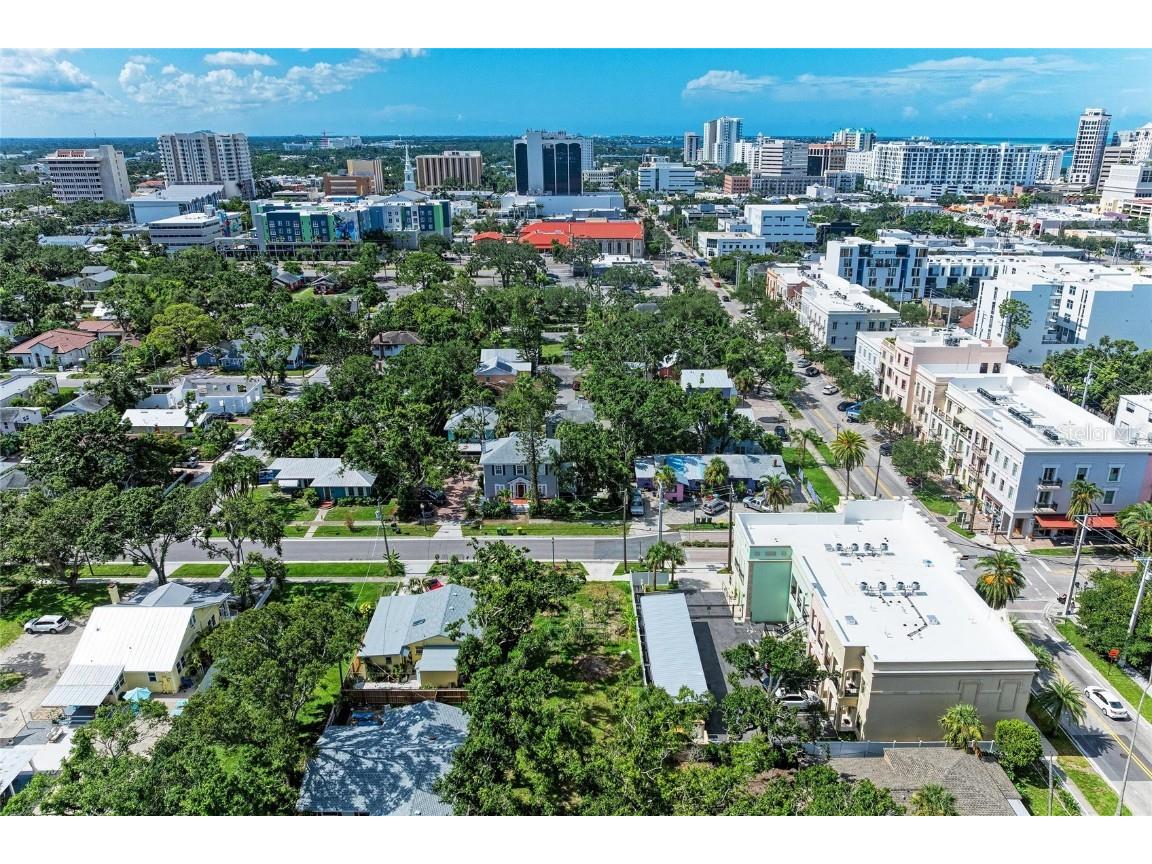 516 Howard Court Sarasota FL 34236 A4660708 image44