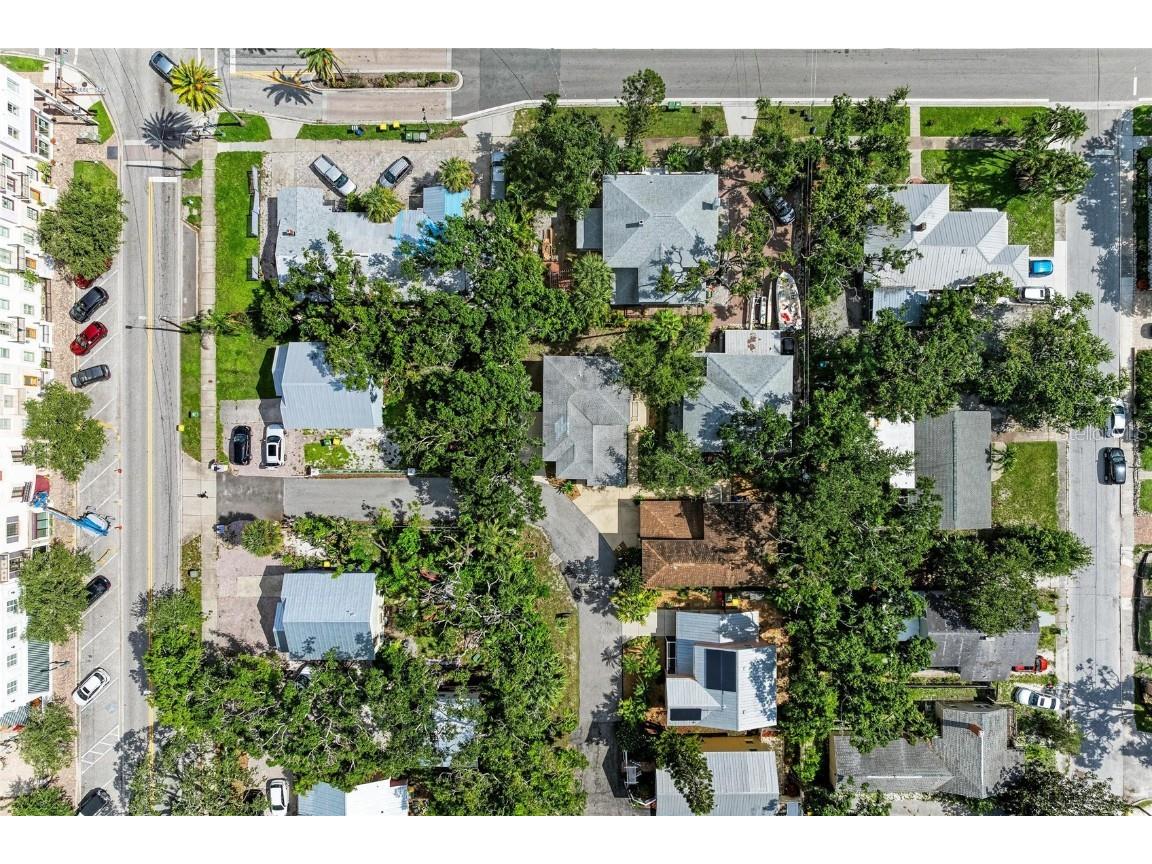 516 Howard Court Sarasota FL 34236 A4660708 image45