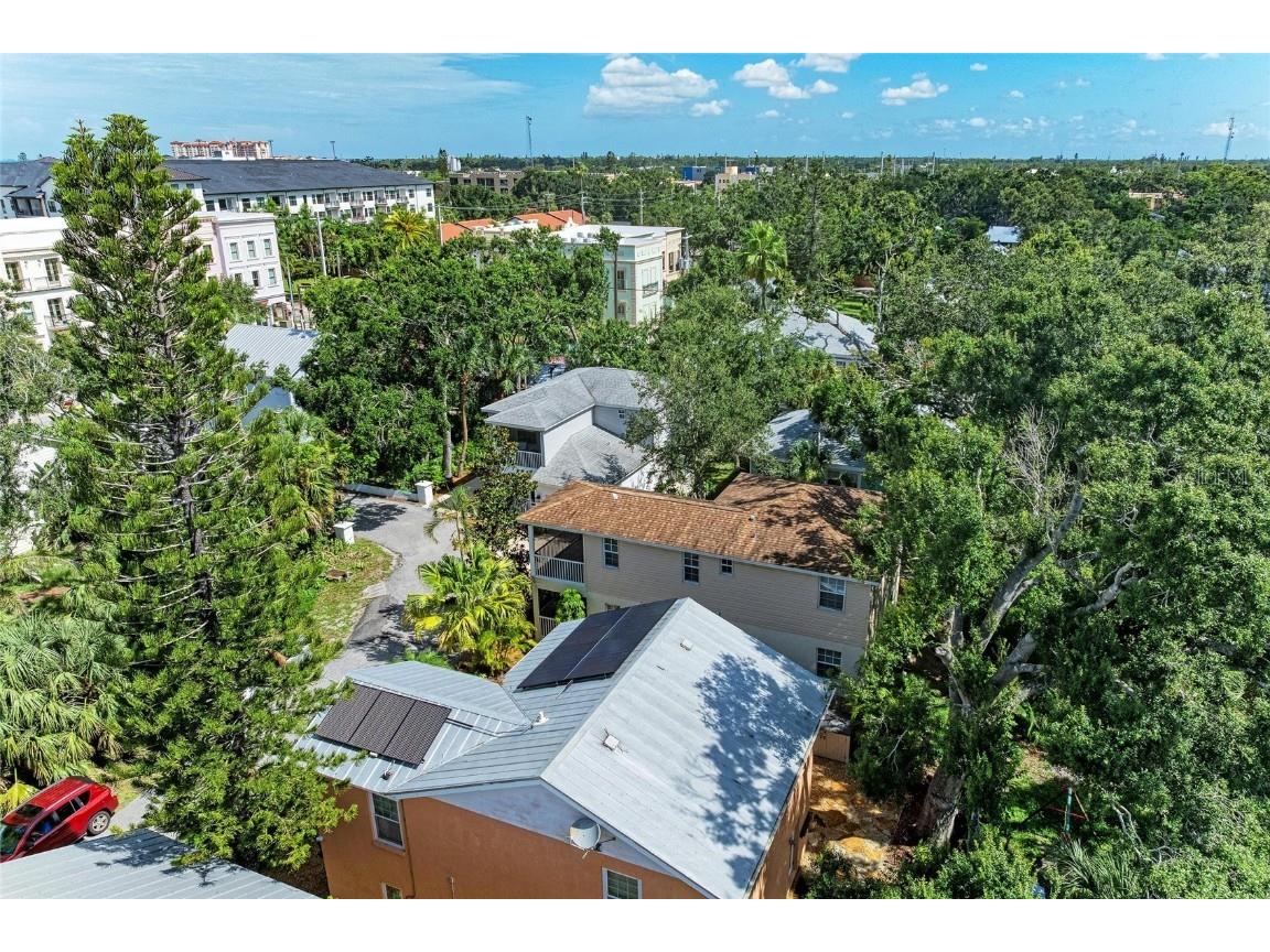 516 Howard Court Sarasota FL 34236 A4660708 image48