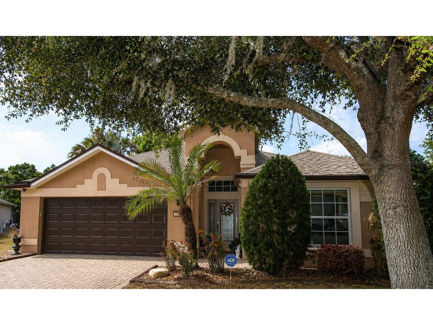 516 Lago Loop Davenport FL 33837 G5111436 image1
