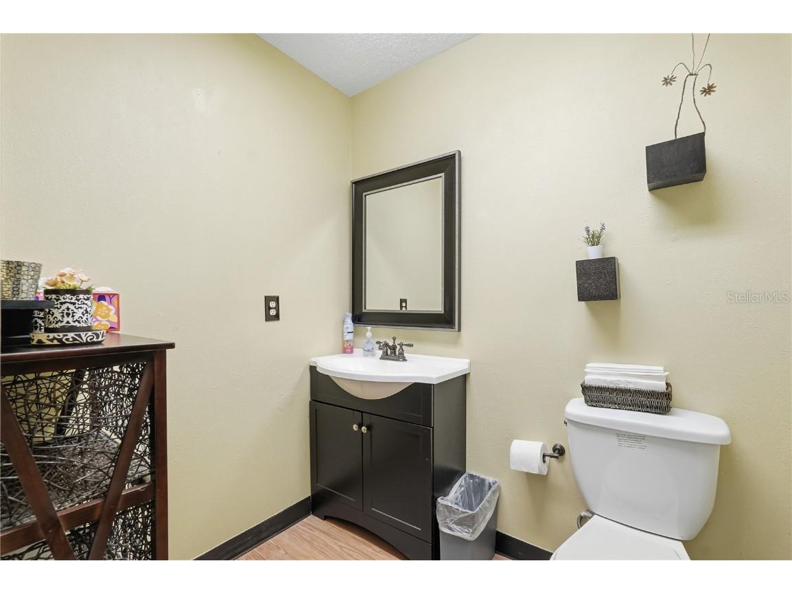 516 Lakeview Road #7 Clearwater FL 33756 TB8449327 image12