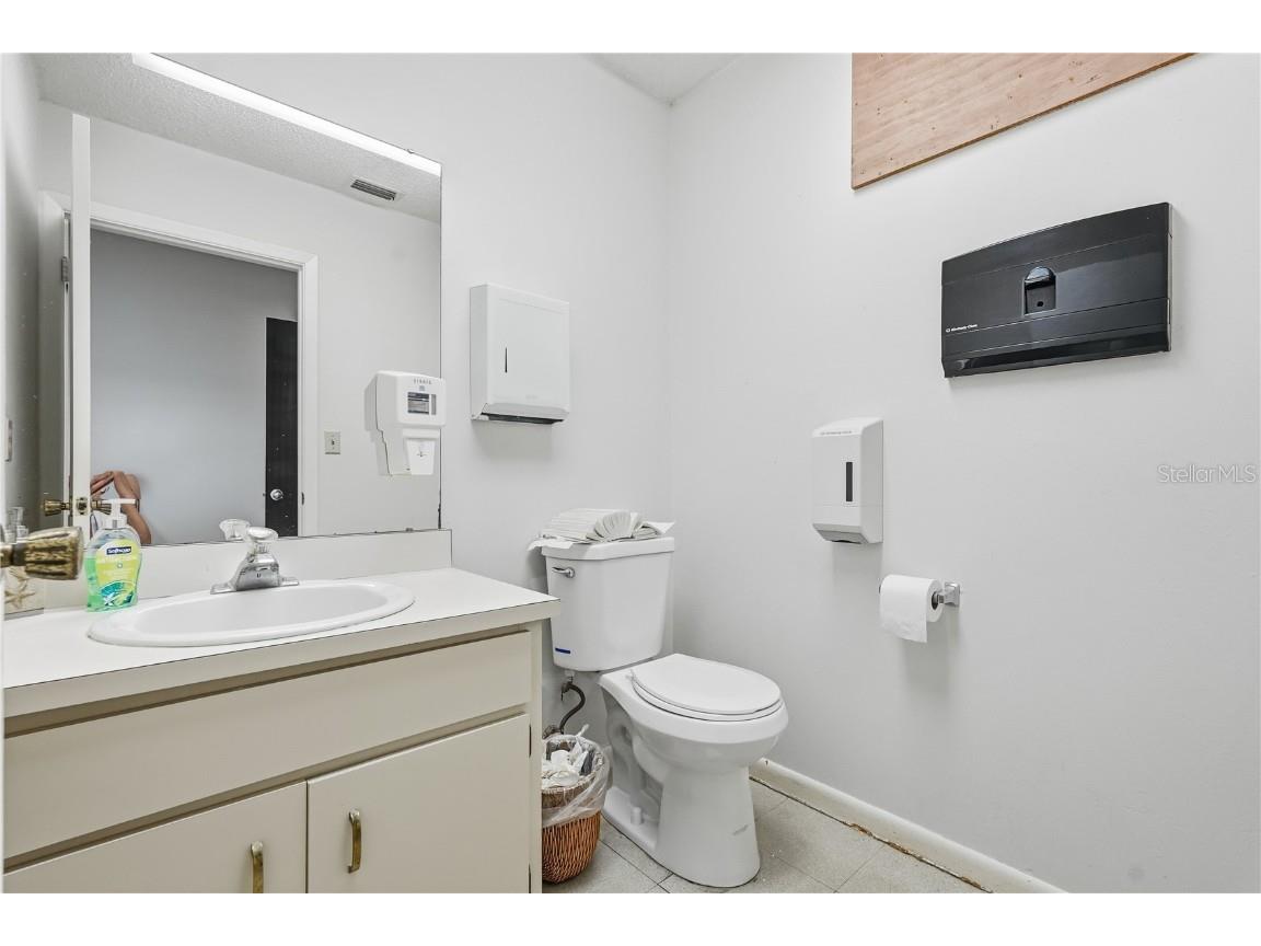 516 Lakeview Road #7 Clearwater FL 33756 TB8449327 image13