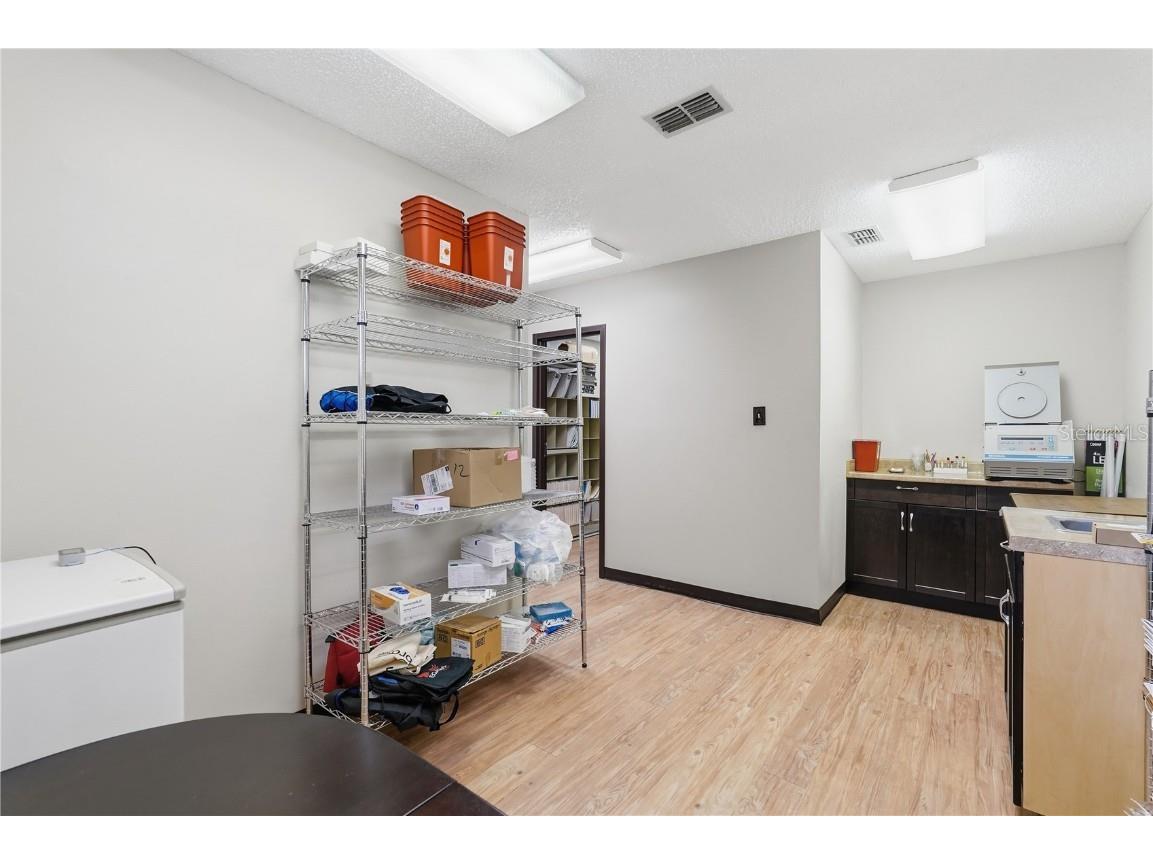 516 Lakeview Road #7 Clearwater FL 33756 TB8449327 image18