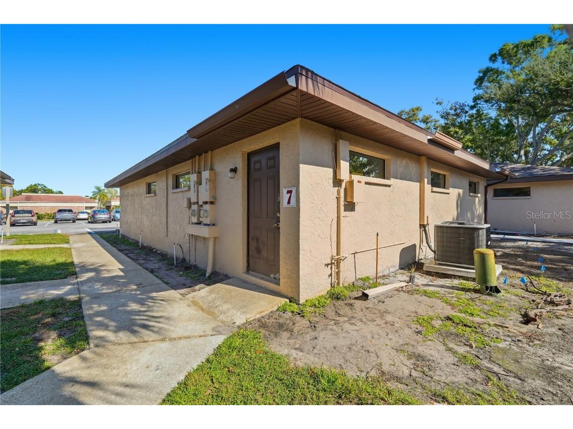 516 Lakeview Road #7 Clearwater FL 33756 TB8449327 image21