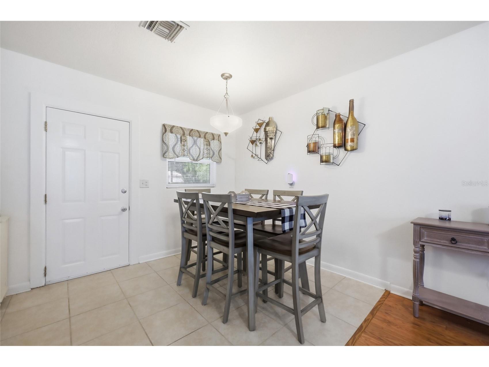 516 Land O Lakes Ct Deland FL 32724 V4948917 image11