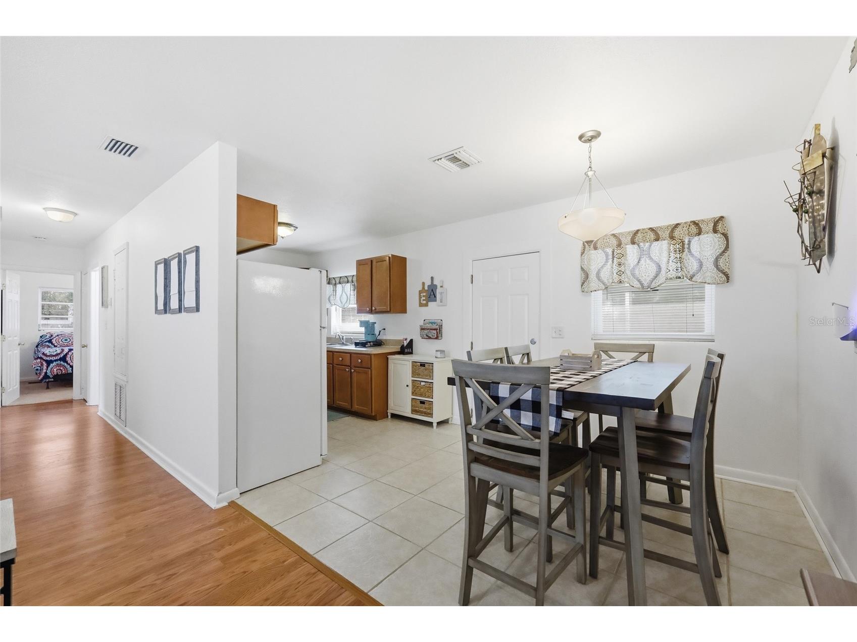 516 Land O Lakes Ct Deland FL 32724 V4948917 image12