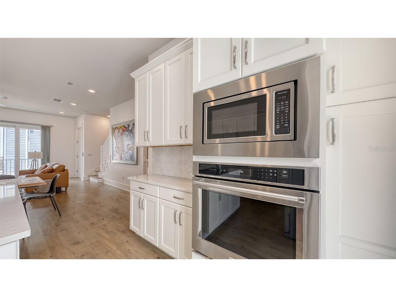 516 Laurel Park Drive Sarasota FL 34236 A4658672 image8