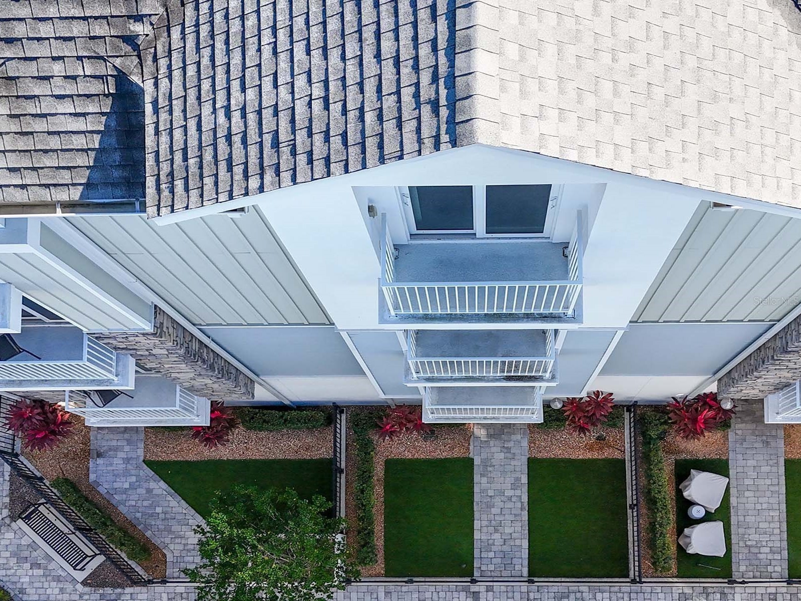 516 Laurel Park Drive Sarasota FL 34236 A4677304 image3