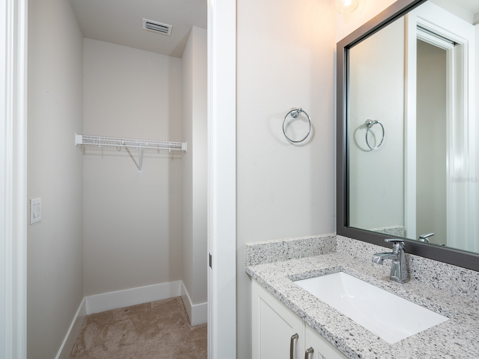 516 Laurel Park Drive Sarasota FL 34236 A4677304 image42