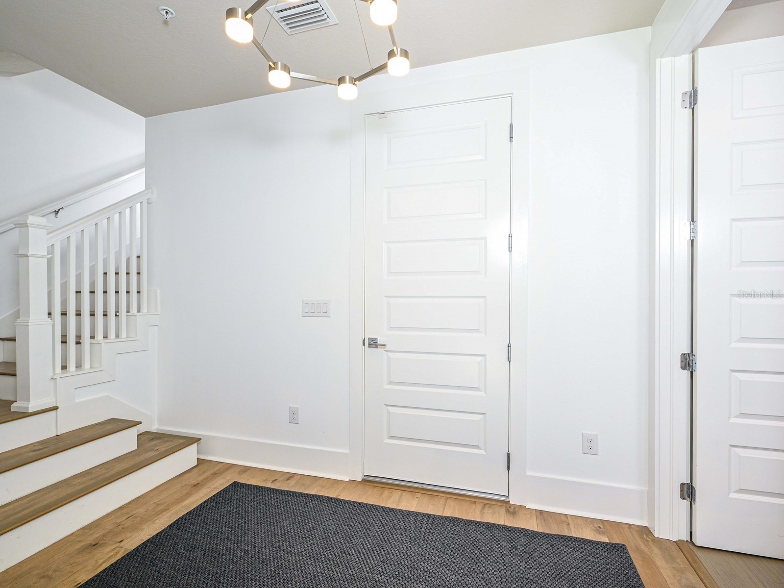 516 Laurel Park Drive Sarasota FL 34236 A4677304 image6