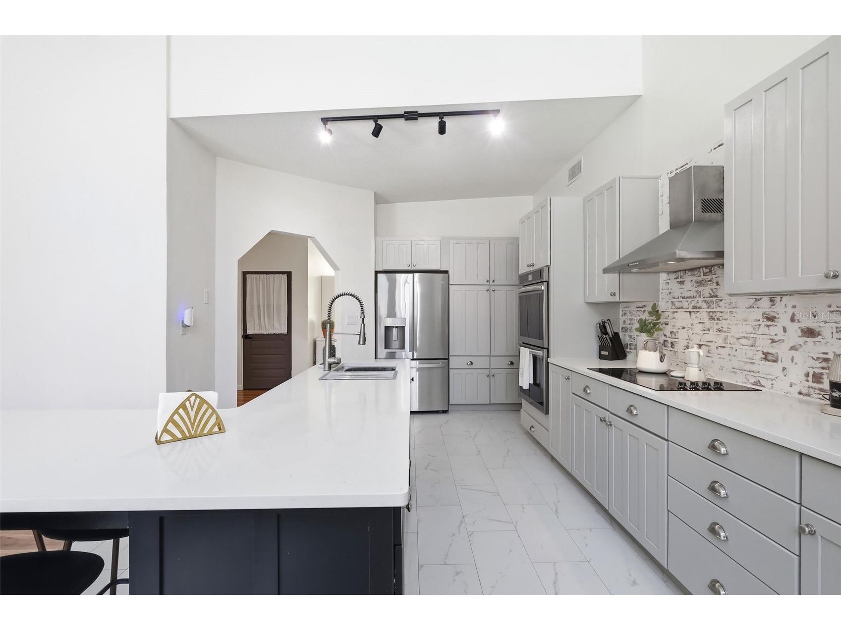 516 N Mcdonald Avenue Deland FL 32724 V4950278 image17
