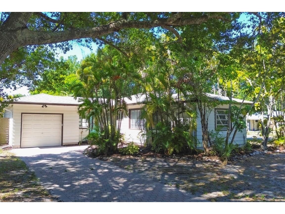 516 N Osprey Avenue Sarasota FL 34236 A4612835 image1