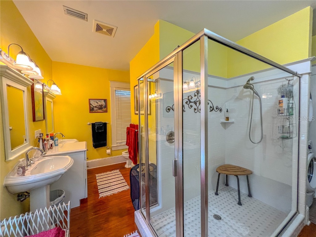 516 NE 4th Street Gainesville FL 32601 GC534805 image34