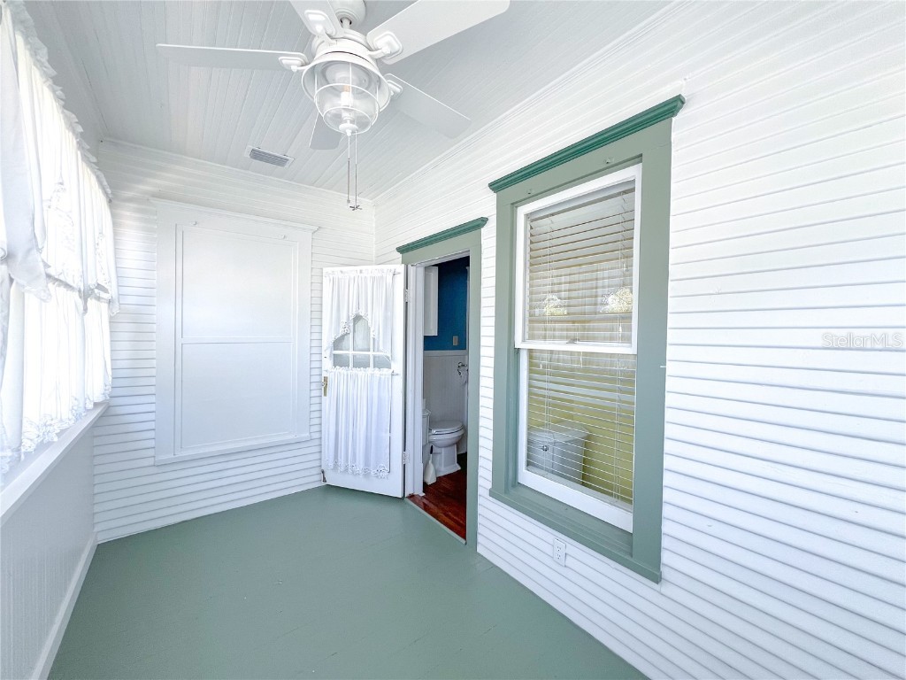 516 NE 4th Street Gainesville FL 32601 GC534805 image40