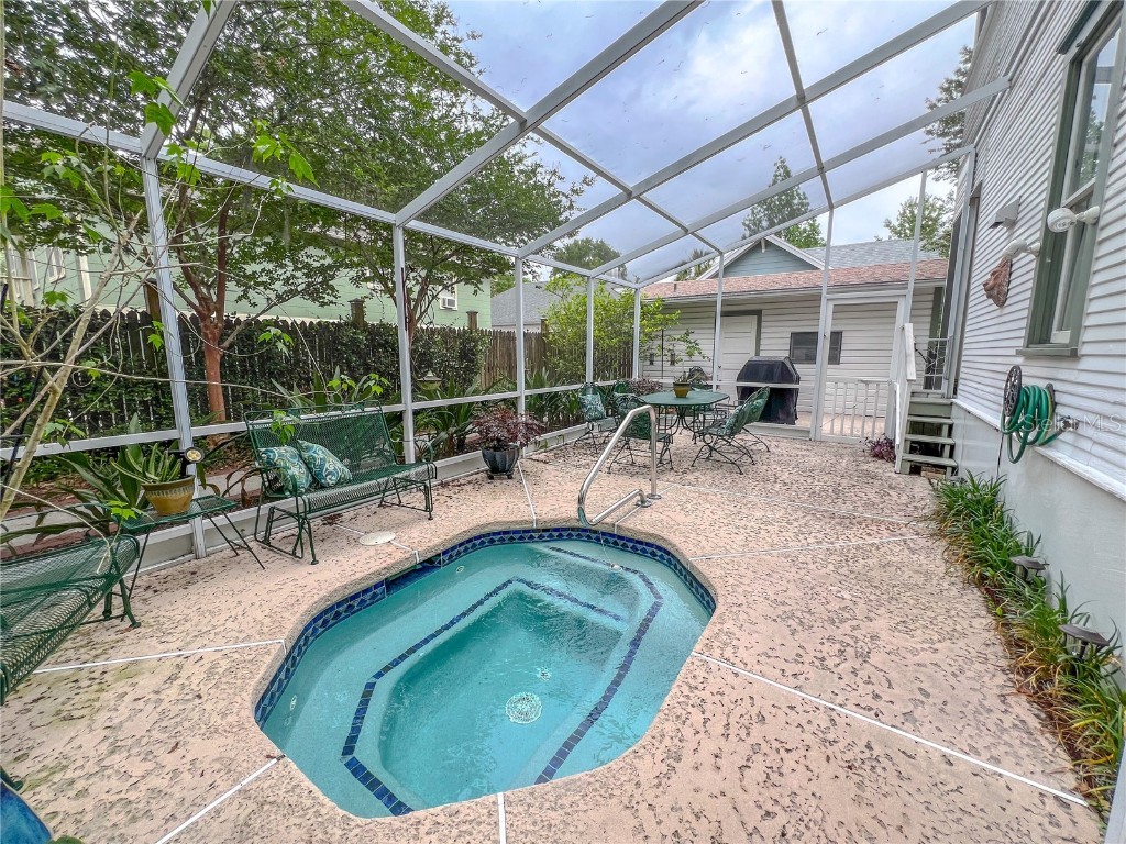 516 NE 4th Street Gainesville FL 32601 GC534805 image5