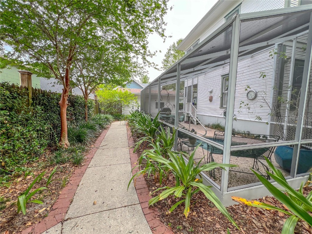 516 NE 4th Street Gainesville FL 32601 GC534805 image55