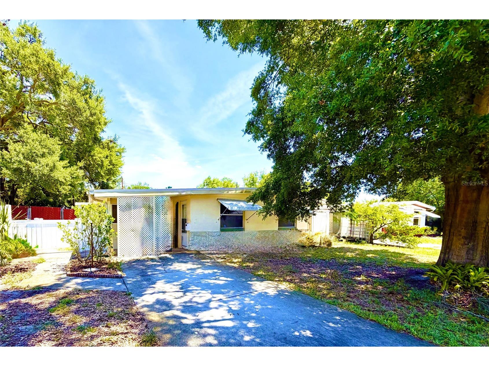 516 Northmoor Avenue N Saint Petersburg FL 33702 TB8524725 image1