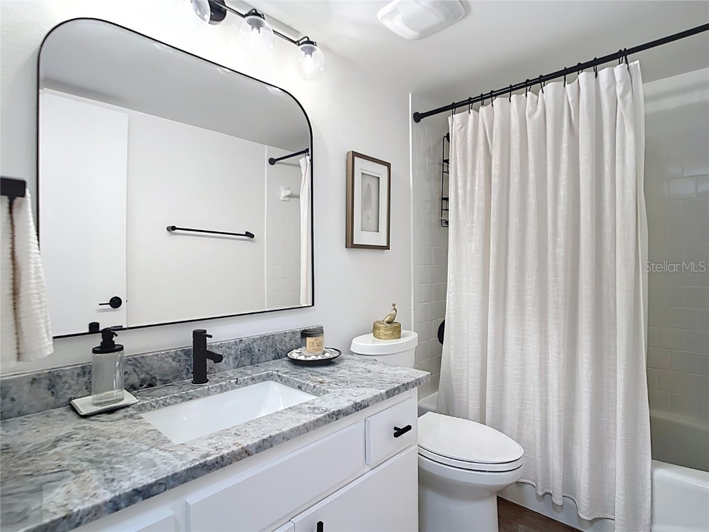 516 Parkdale Mews #516 Venice FL 34285 A4671379 image21