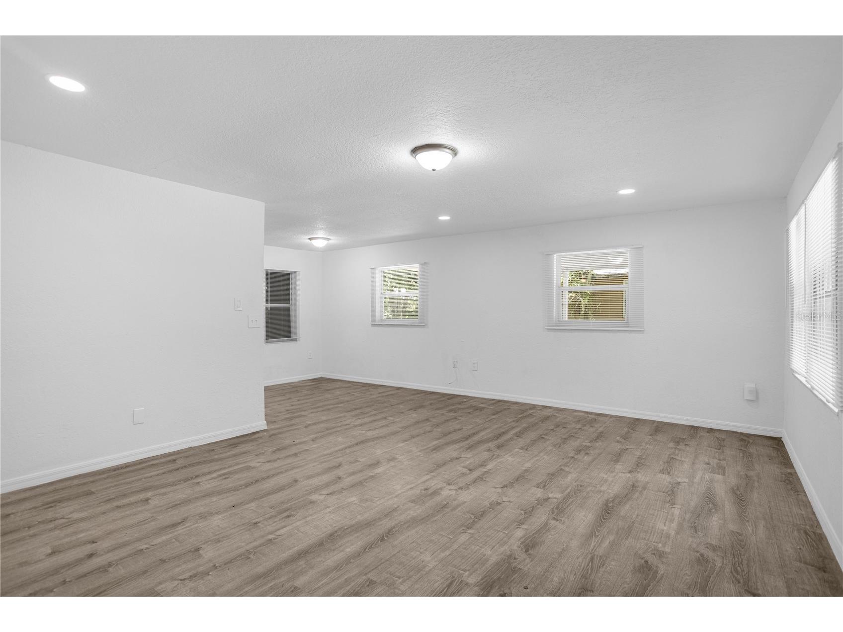 516 Pitt Street Wildwood FL 34785 O6398385 image8