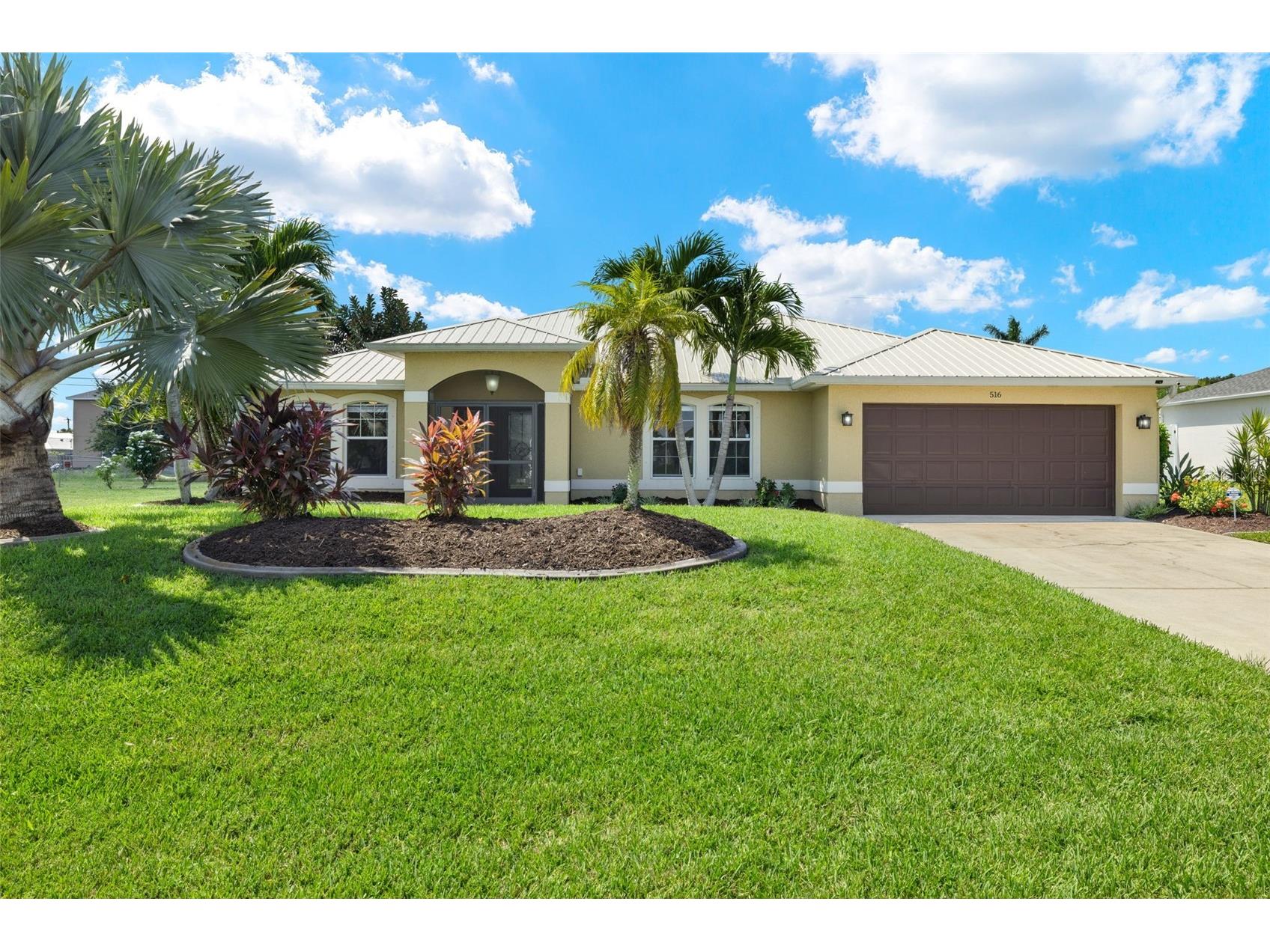 516 SW 27th Street Cape Coral FL 33914 A4687693 image1