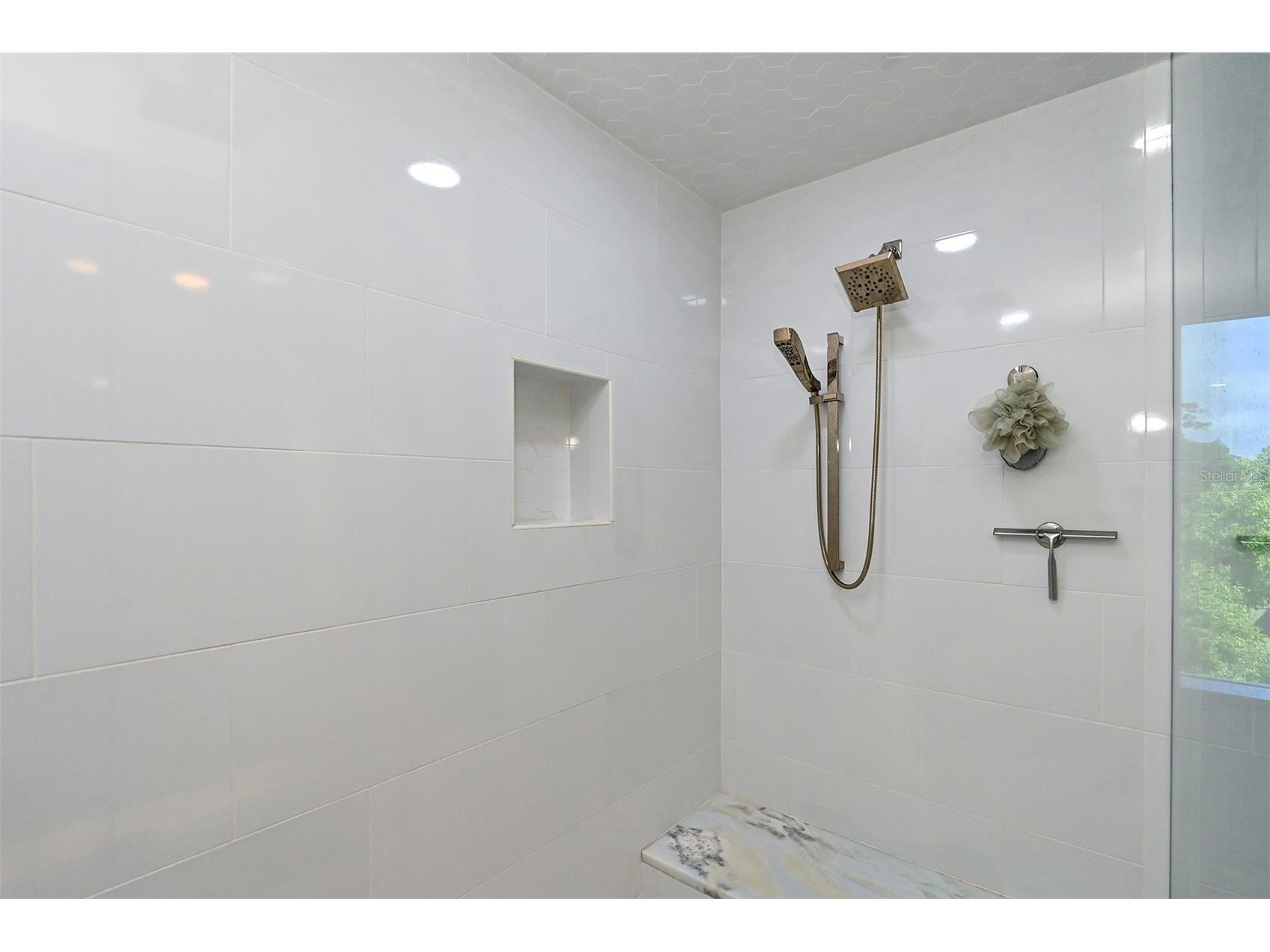 516 Tamiami Trail S #102 Nokomis FL 34275 - DONA BAY A4677077 image37