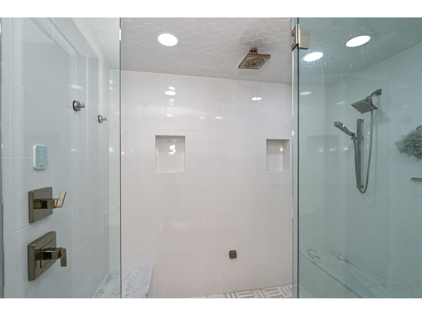 516 Tamiami Trail S #102 Nokomis FL 34275 - DONA BAY A4677077 image38