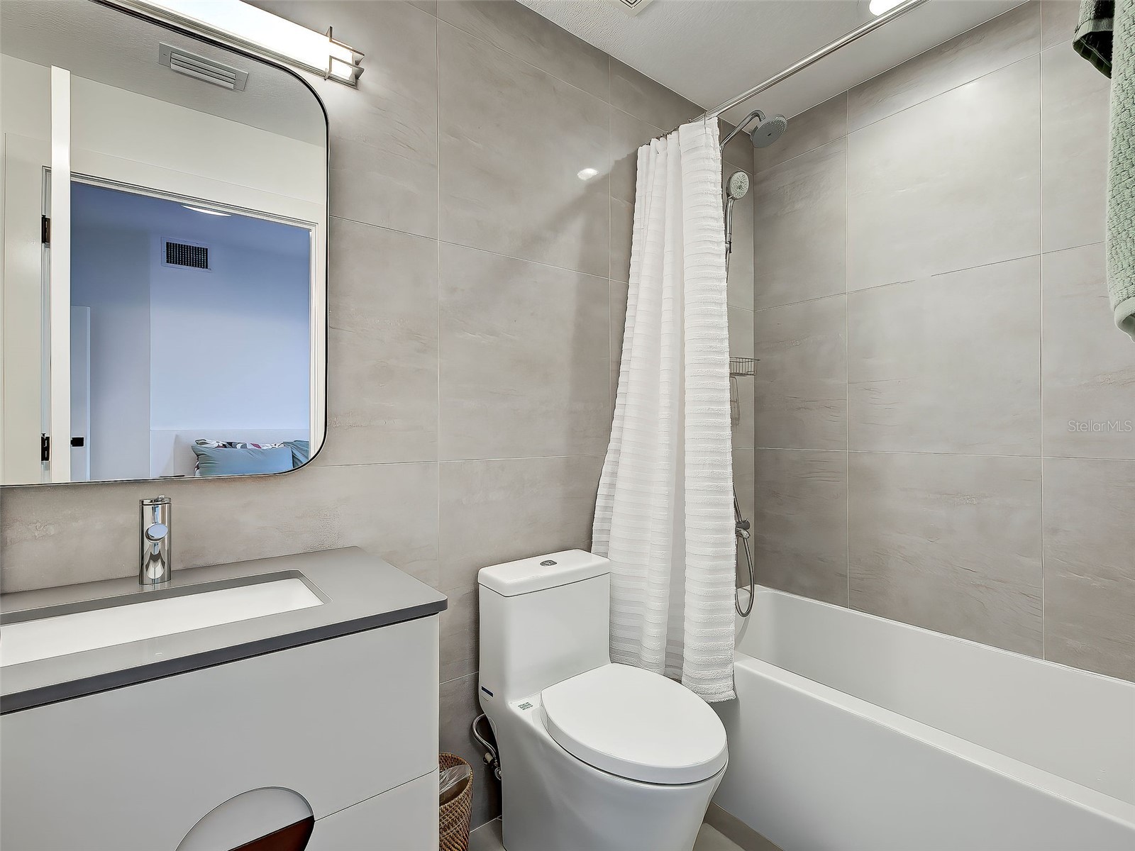 516 Tamiami Trail S #201 Nokomis FL 34275 - DONA BAY A4679648 image42