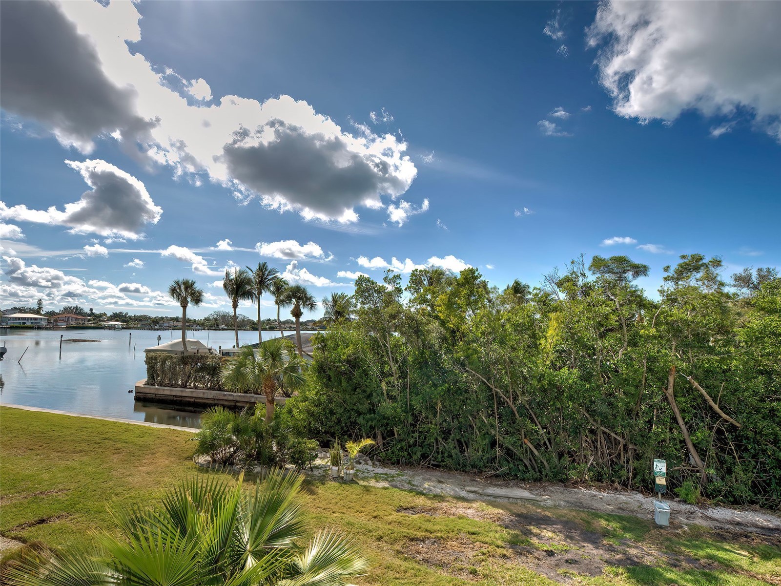 516 Tamiami Trail S #201 Nokomis FL 34275 - DONA BAY A4679648 image57