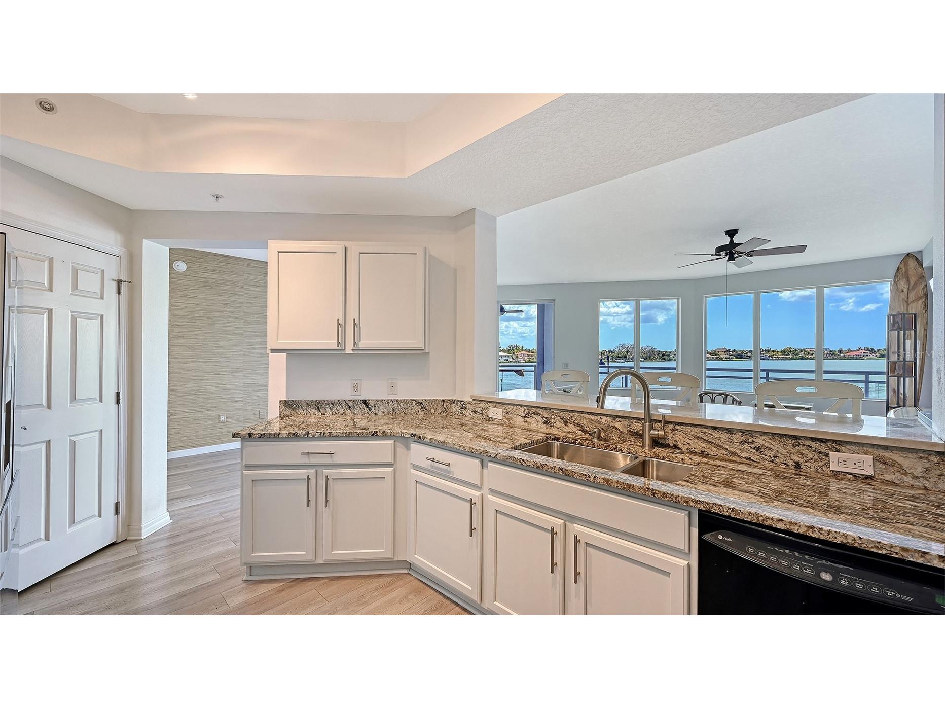 516 Tamiami Trail S #306 Nokomis FL 34275 - DONA BAY A4686130 image19