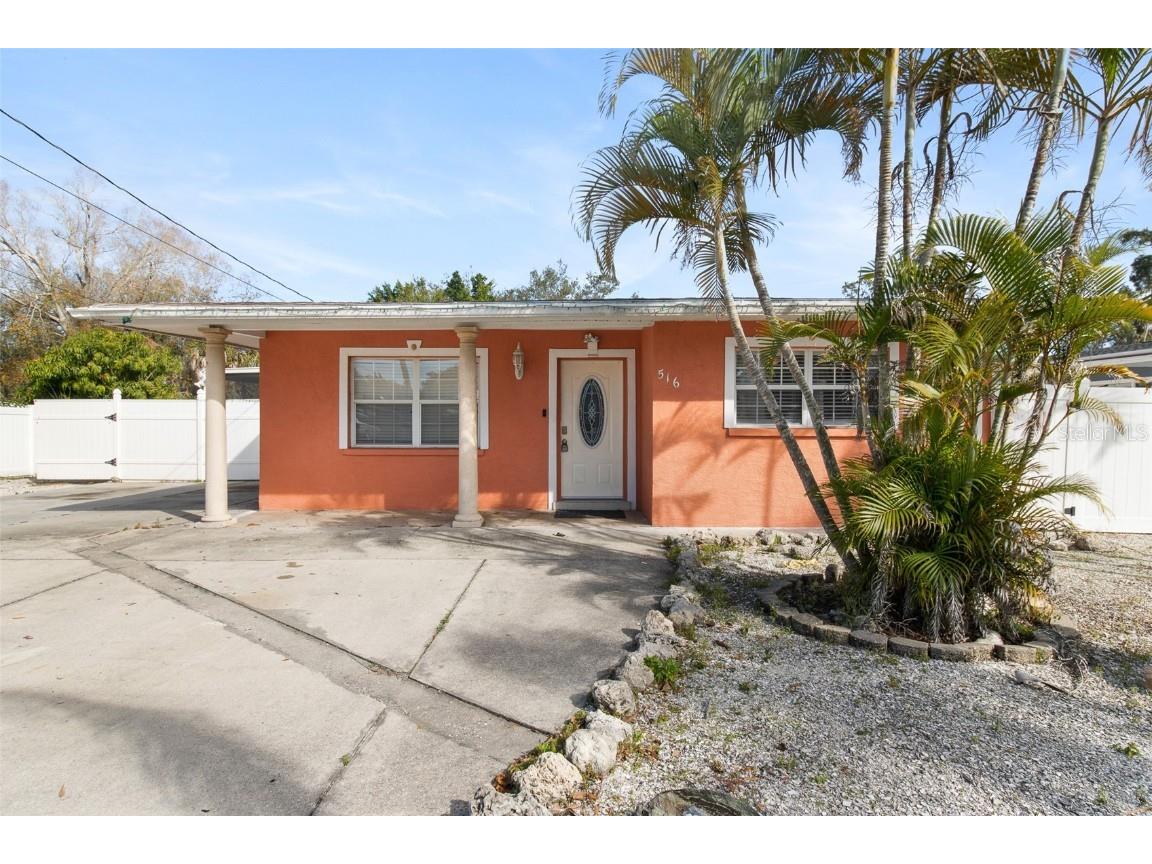 516 Tarpon Avenue Sarasota FL 34237 T3502946 image1
