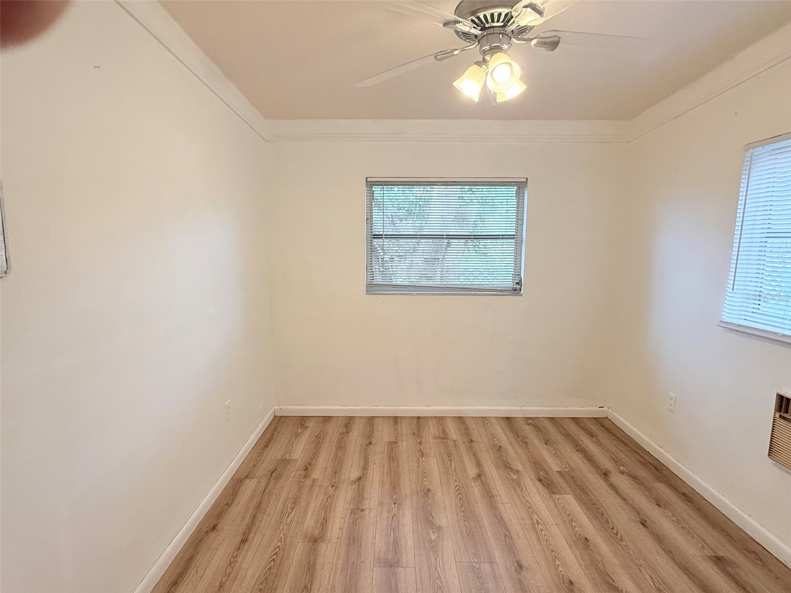 5160 102nd Way N Saint Petersburg FL 33708 TB8517626 image16