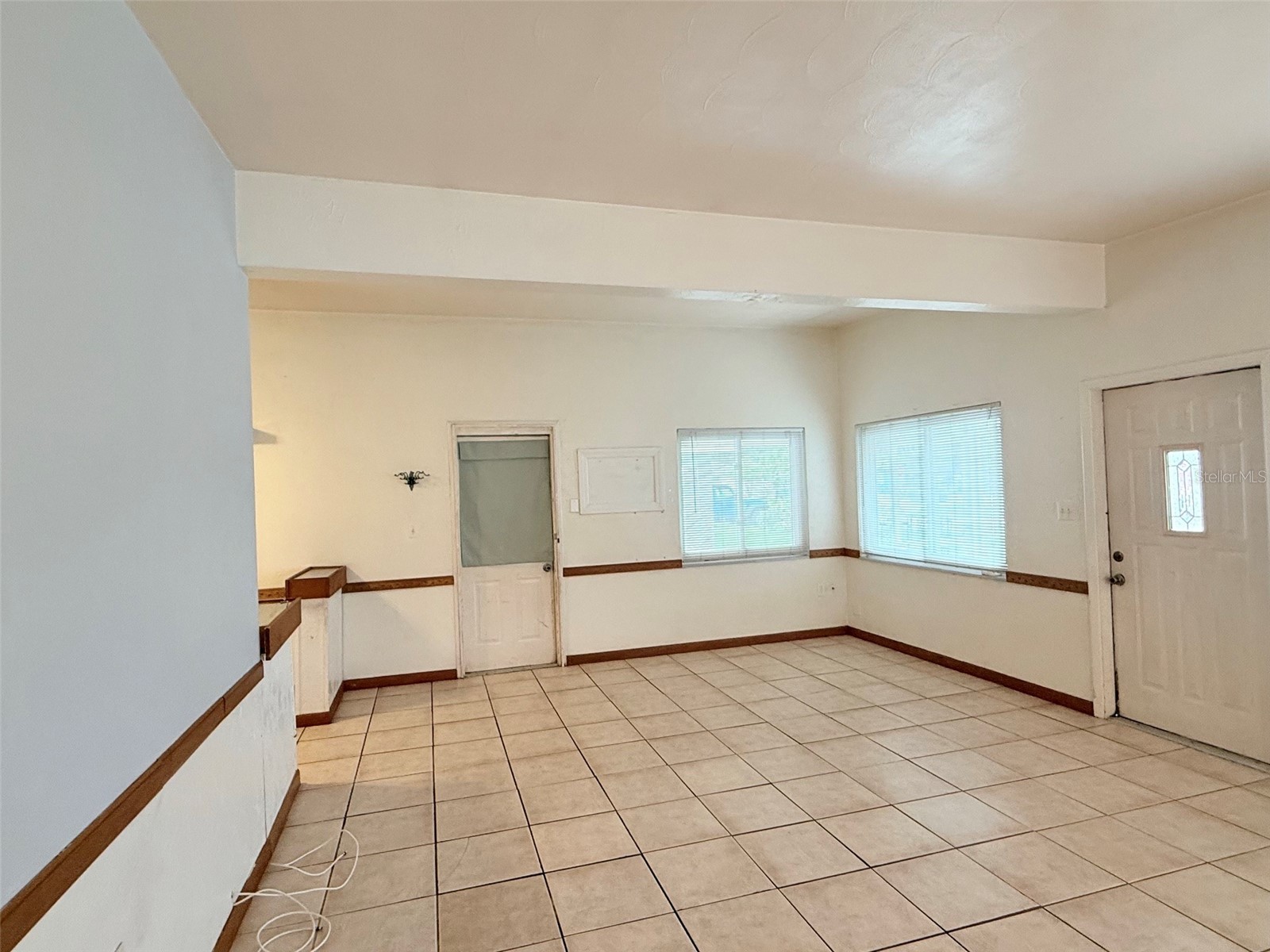 5160 102nd Way N Saint Petersburg FL 33708 TB8517626 image2