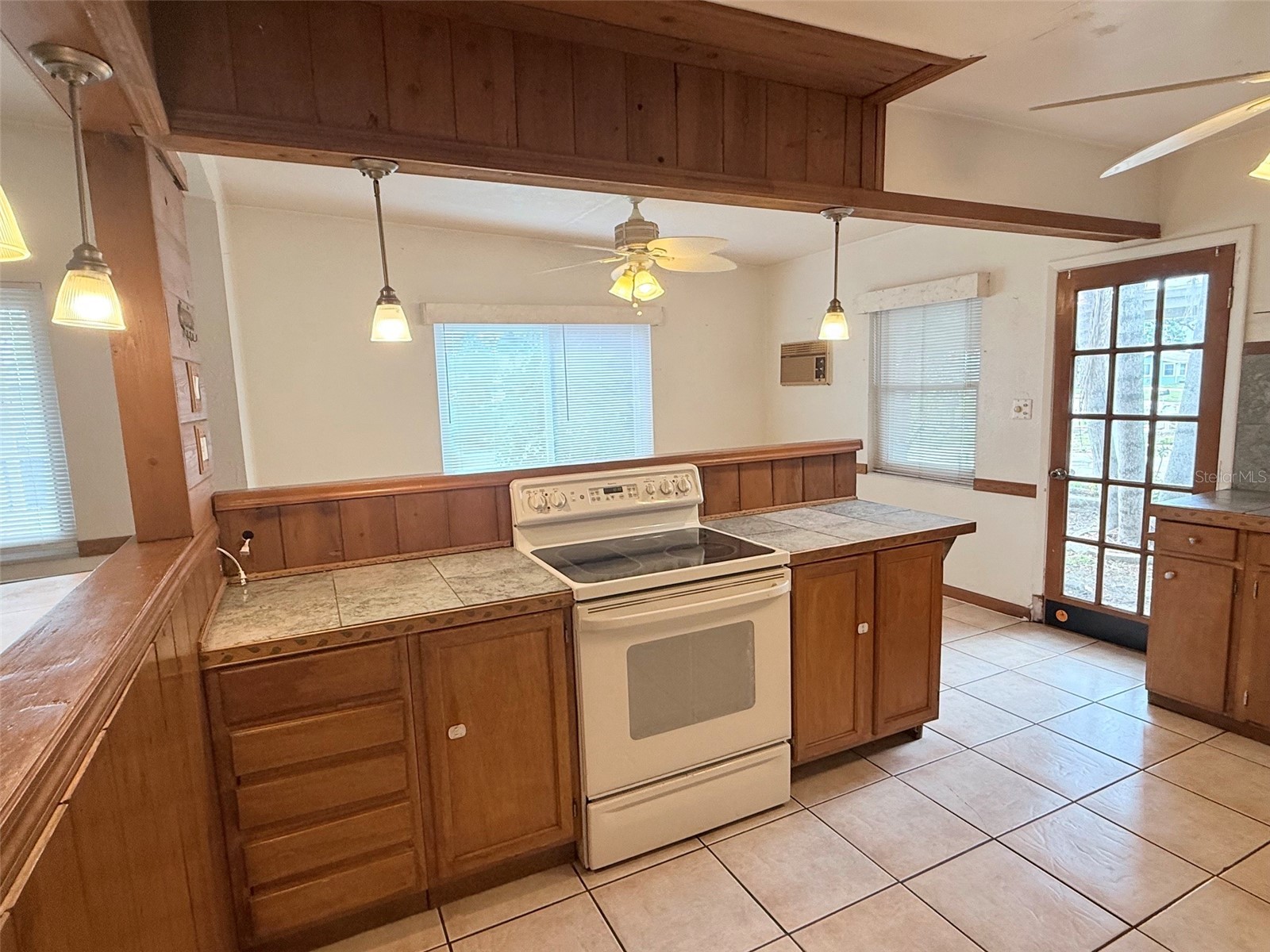 5160 102nd Way N Saint Petersburg FL 33708 TB8517626 image8
