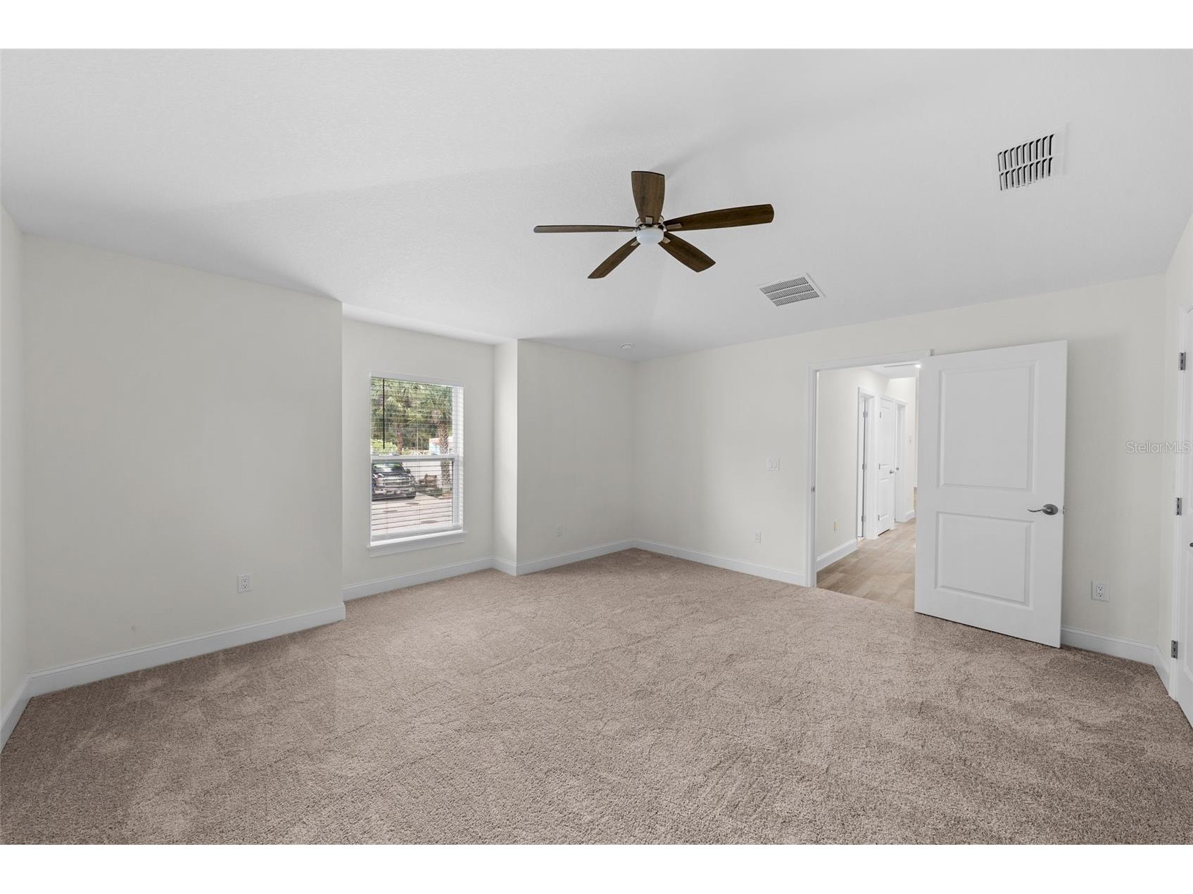 5160 80th Way N Saint Petersburg FL 33709 TB8514709 image12