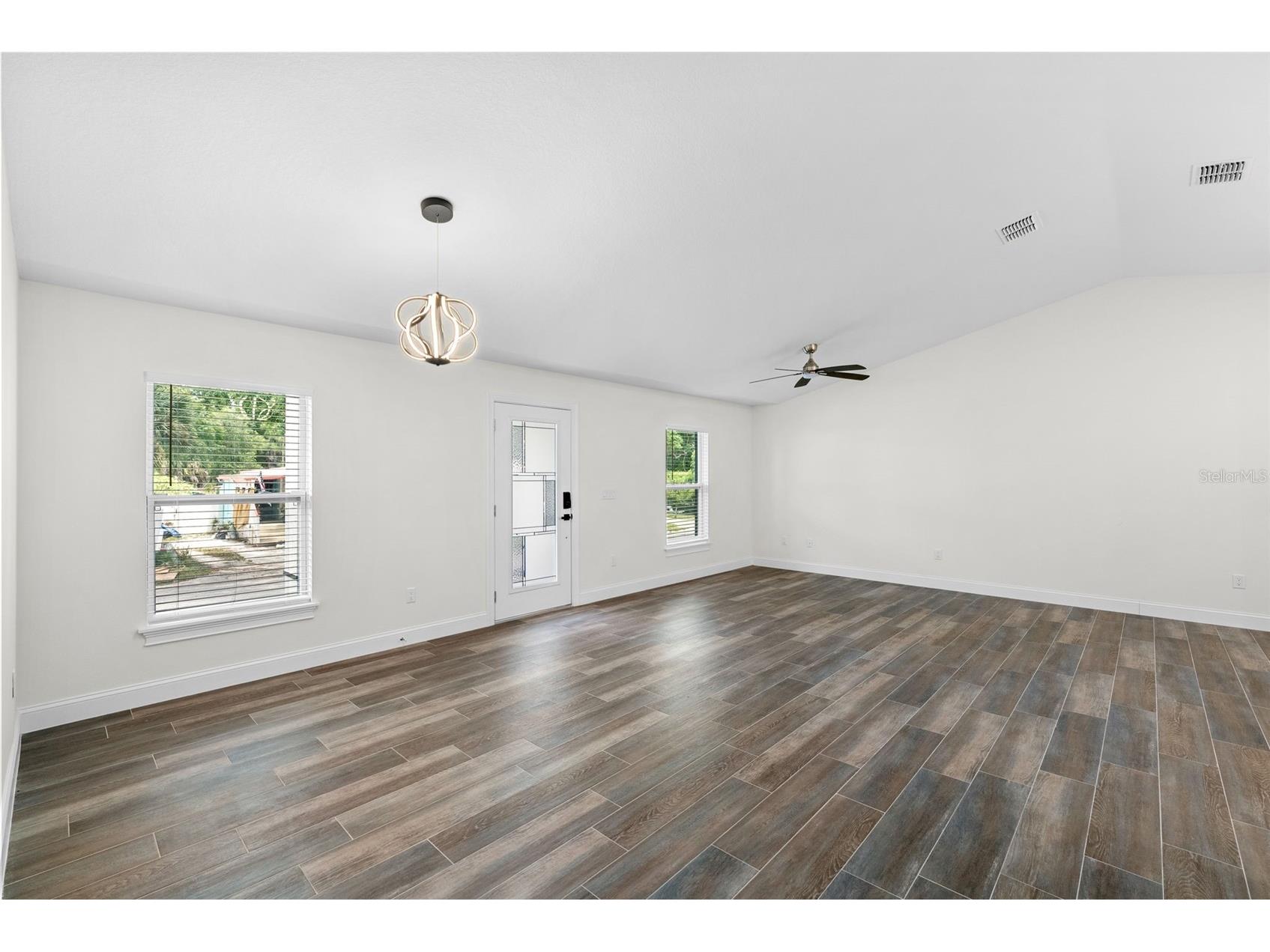 5160 80th Way N Saint Petersburg FL 33709 TB8514709 image26