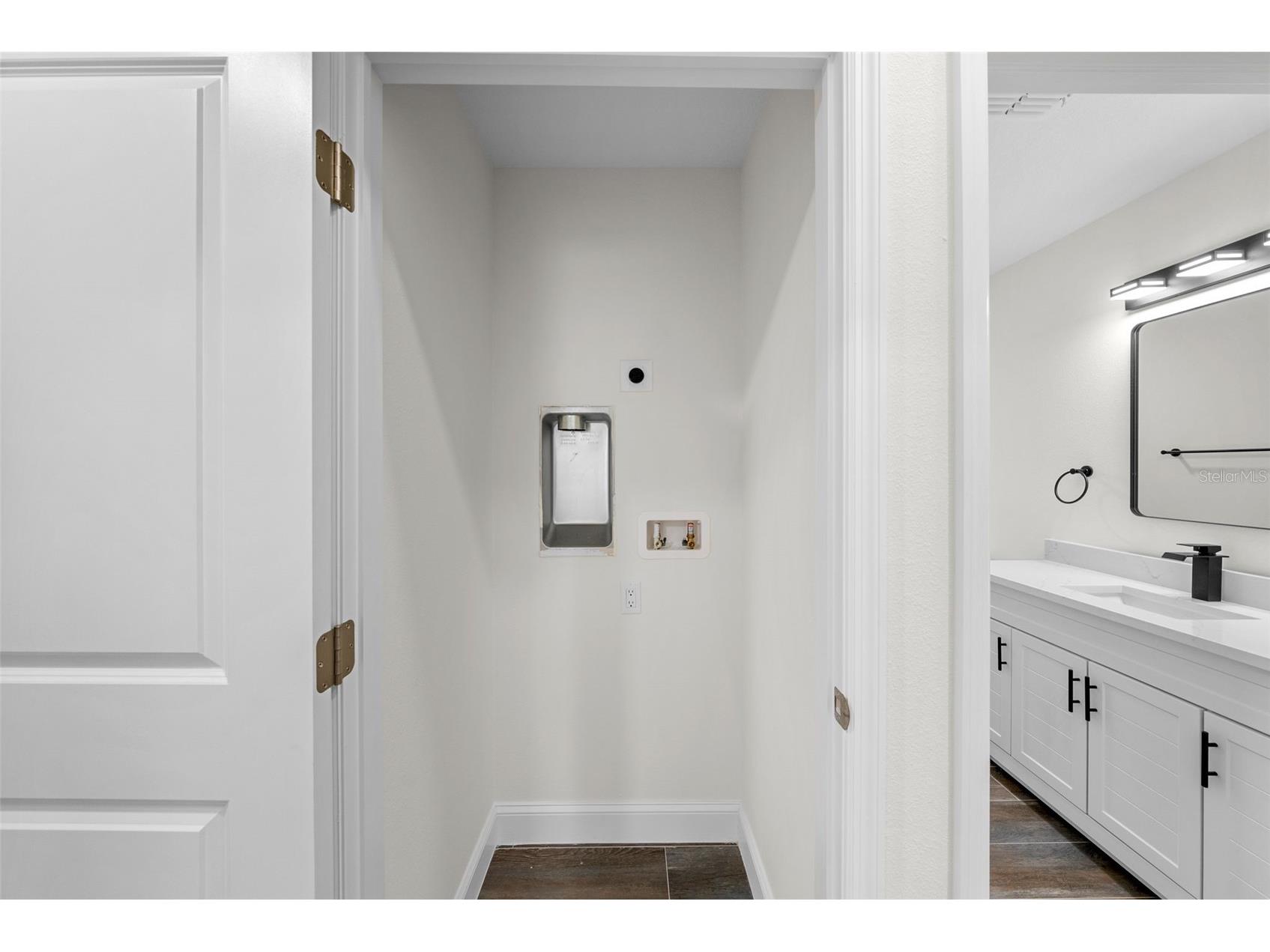 5160 80th Way N Saint Petersburg FL 33709 TB8514709 image28